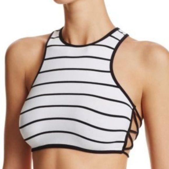 Free People Crisscrossing Racerback Bralette Movement - Picture 4 of 7